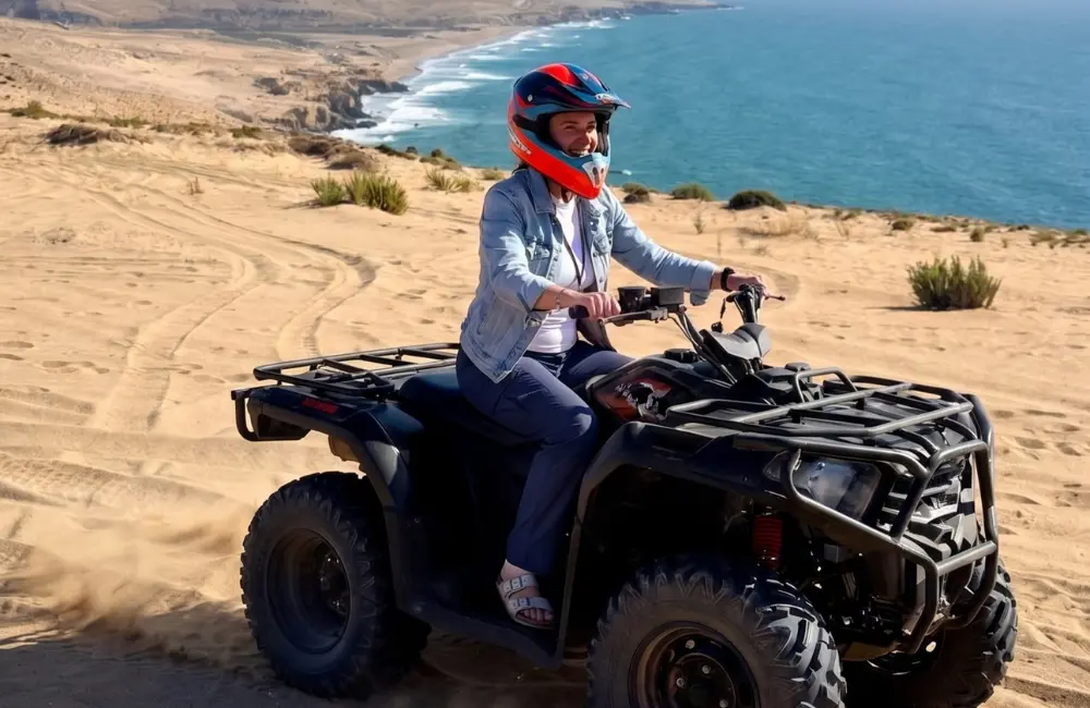 Quad océan Essaouira vue panoramique sur les falaises côtières